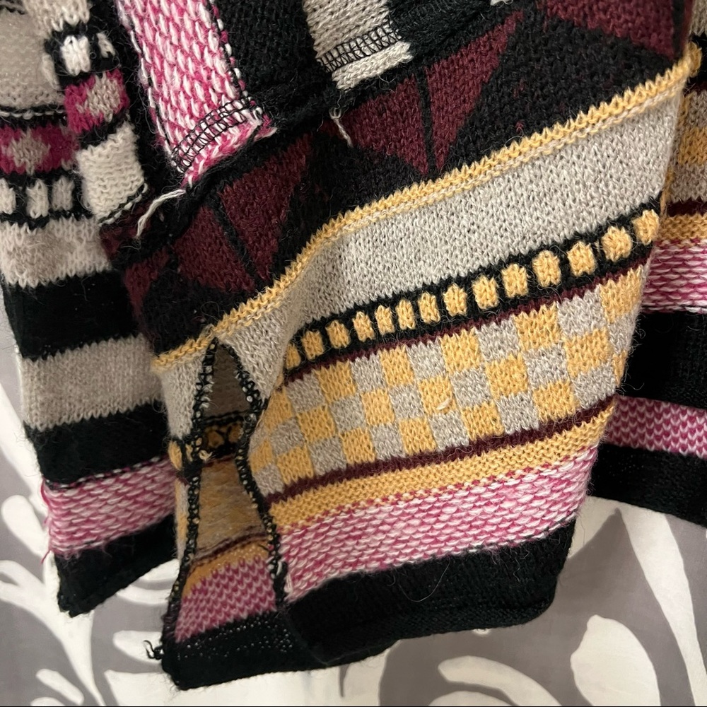 Vici Patchwork Sweater - image 6